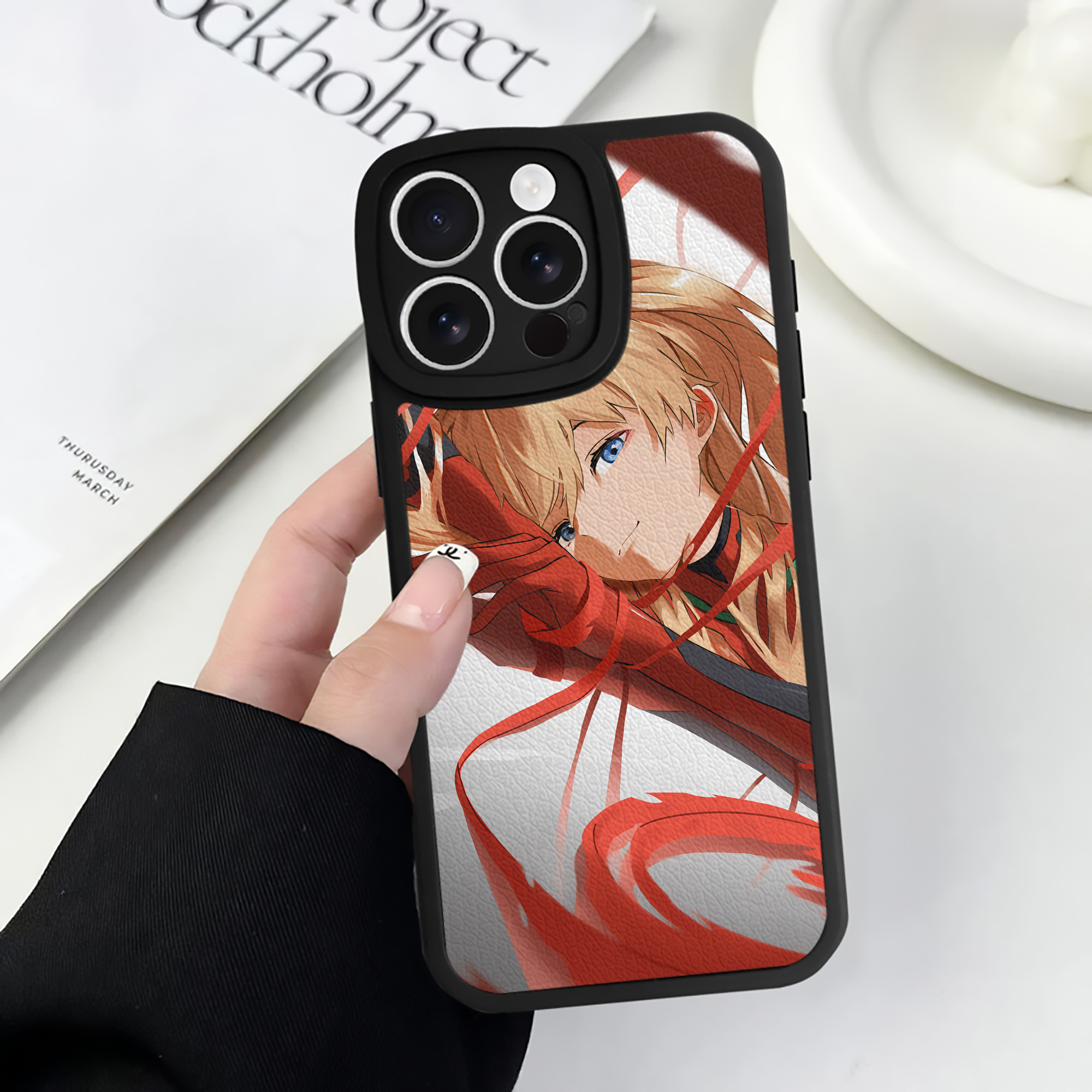 （画像用） EVA 新世紀エヴァンゲリオン 【iPhone 16シリーズ対応】シリコンスマホケース（レザー調） 材質：シリコン